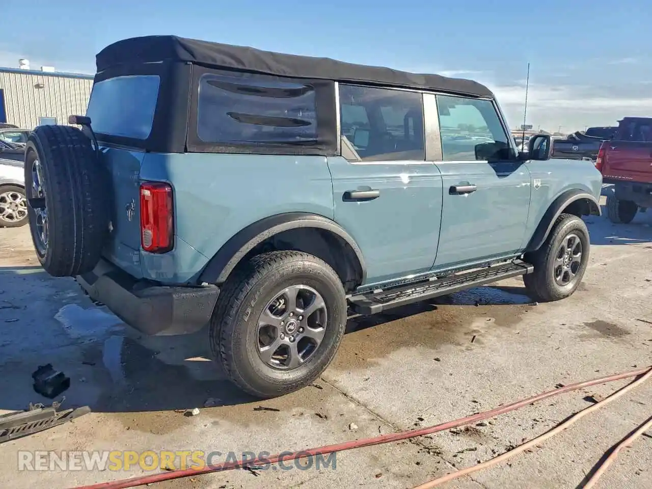 3 Photograph of a damaged car 1FMEE5BPXMLA96864 FORD BRONCO 2021