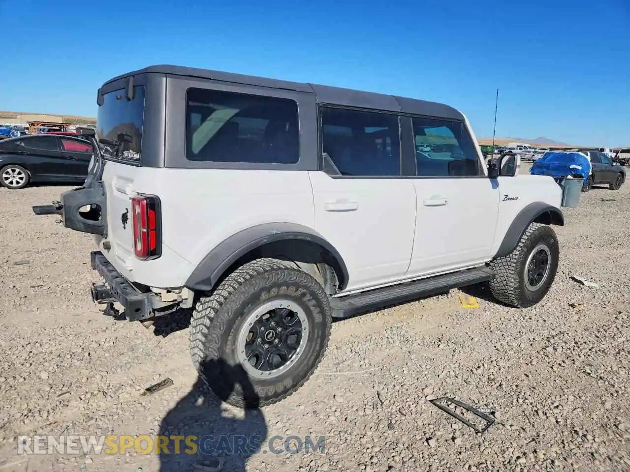 3 Photograph of a damaged car 1FMEE5DP0MLA67709 FORD BRONCO 2021
