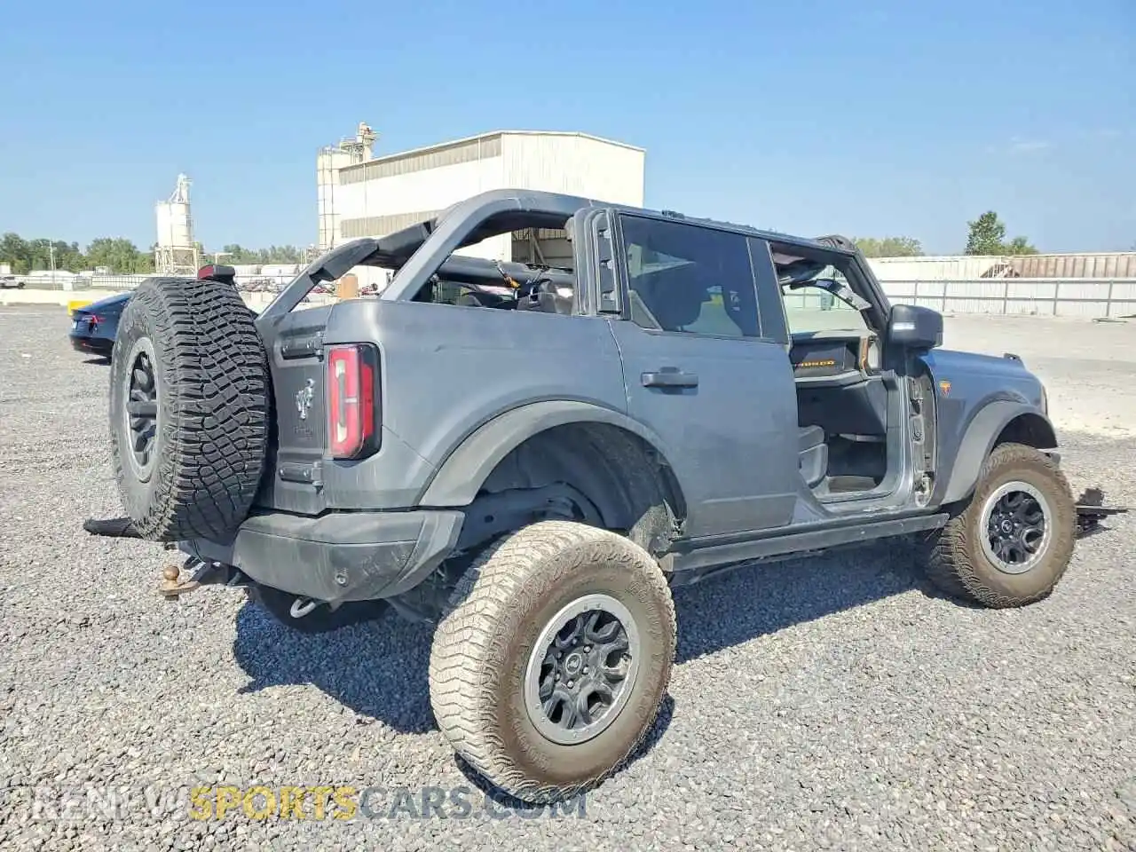 3 fotografías del automóvil dañado 1FMEE5DP0MLA86423 FORD BRONCO 2021