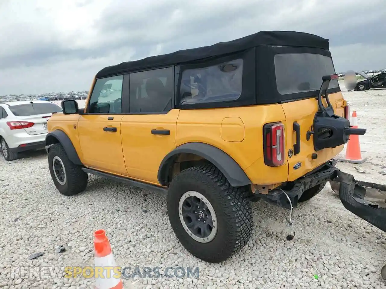 2 Photograph of a damaged car 1FMEE5DP9MLA93791 FORD BRONCO 2021