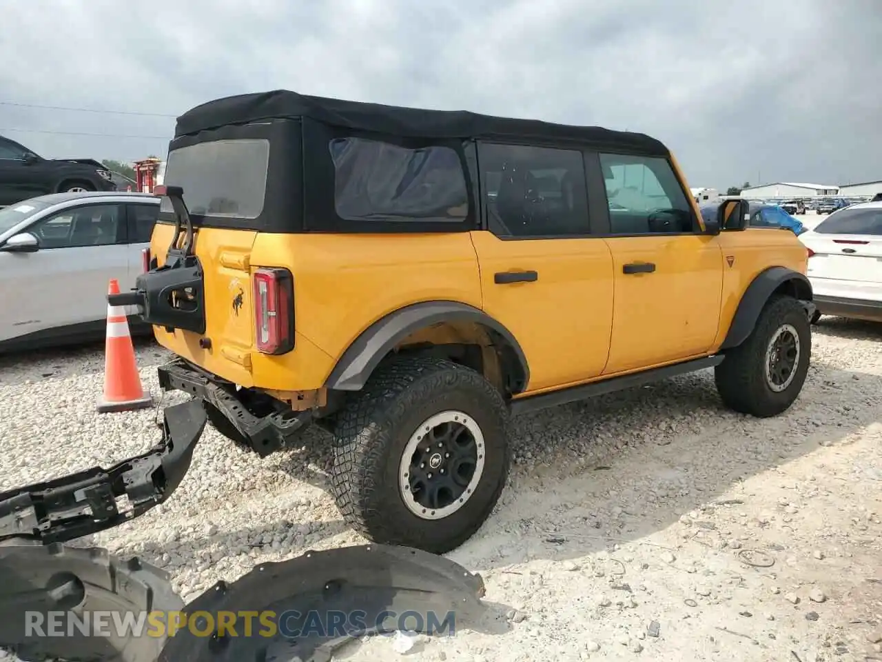 3 Photograph of a damaged car 1FMEE5DP9MLA93791 FORD BRONCO 2021