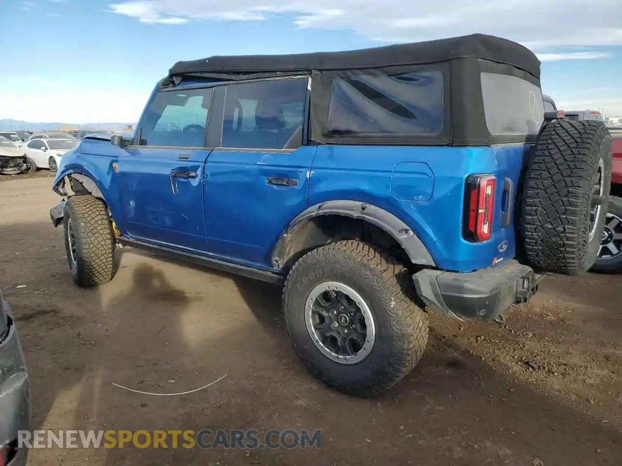 2 fotografías del automóvil dañado 1FMEE5DP9MLA96464 FORD BRONCO 2021