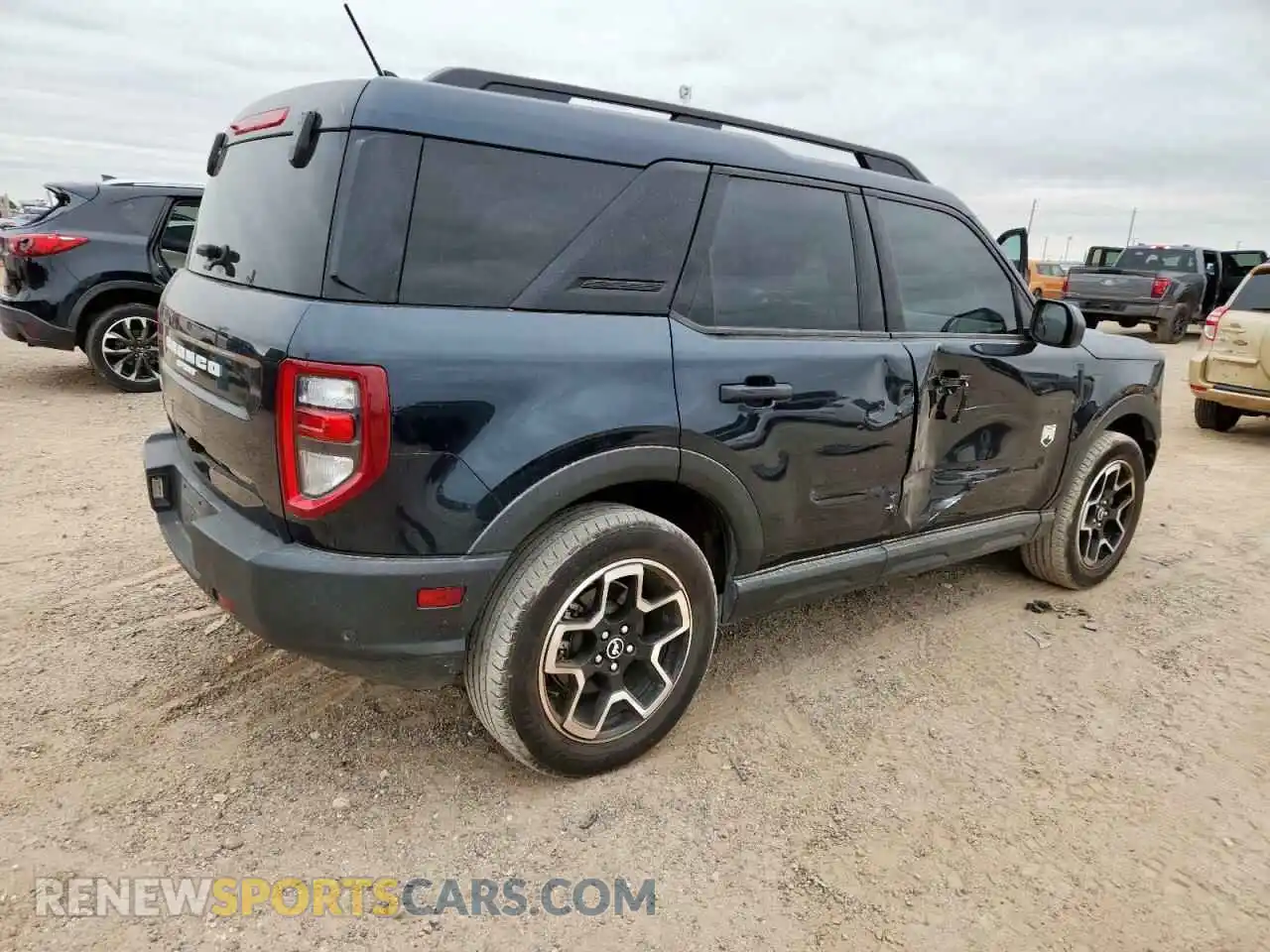 3 Фотография поврежденного автомобиля 3FMCR9B60MRB30998 FORD BRONCO 2021