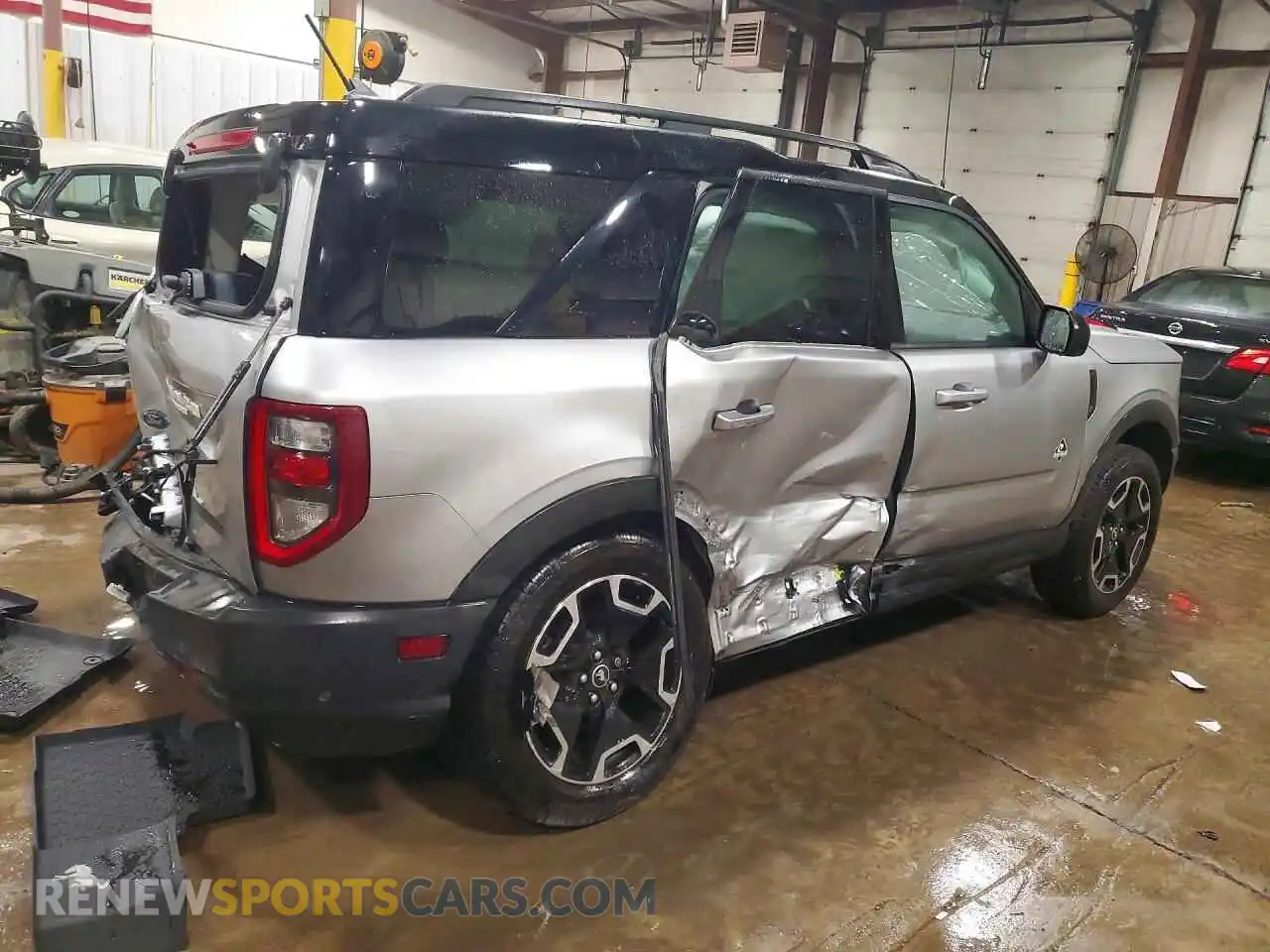 3 Photograph of a damaged car 3FMCR9C60MRA60868 FORD BRONCO 2021