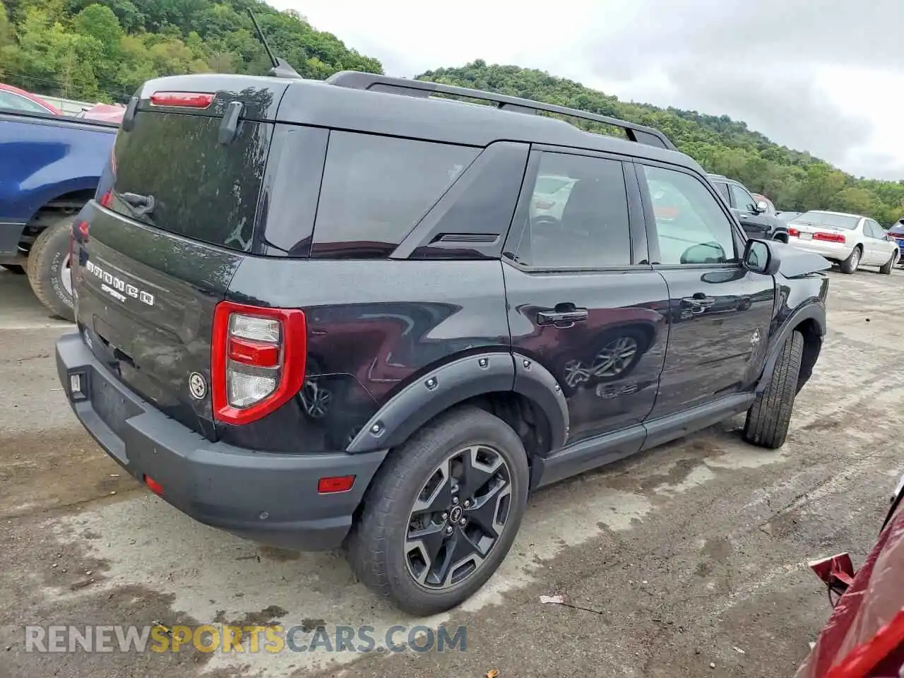 3 Photograph of a damaged car 3FMCR9C64MRA90830 FORD BRONCO 2021
