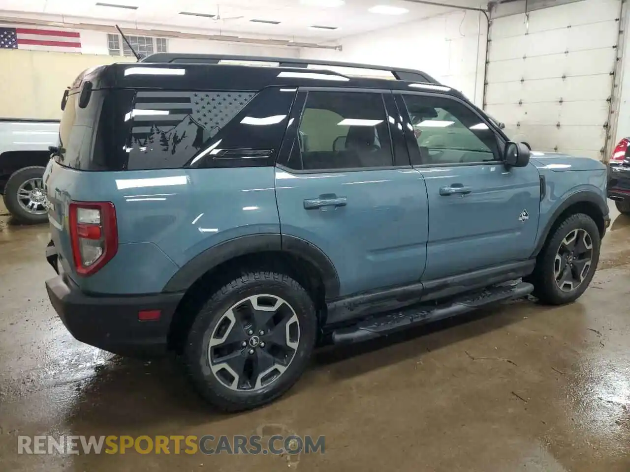 3 Photograph of a damaged car 3FMCR9C69MRB27077 FORD BRONCO 2021