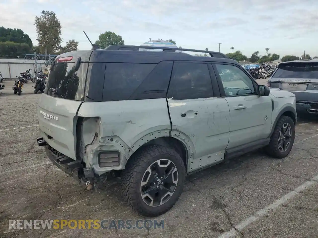 3 Photograph of a damaged car 3FMCR9C6XMRB14516 FORD BRONCO 2021