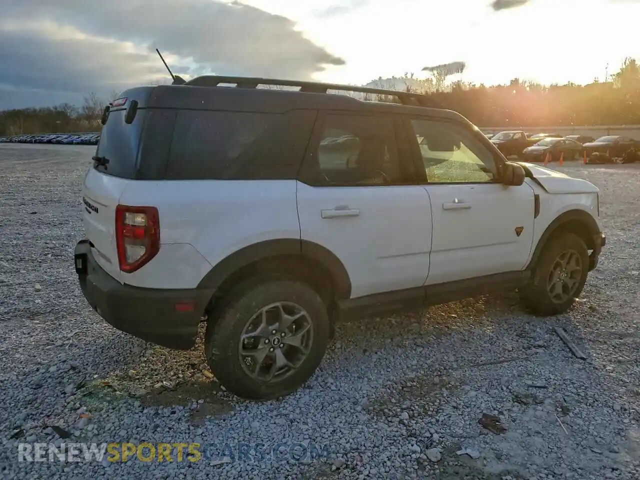 3 Photograph of a damaged car 3FMCR9D92MRB06693 FORD BRONCO 2021