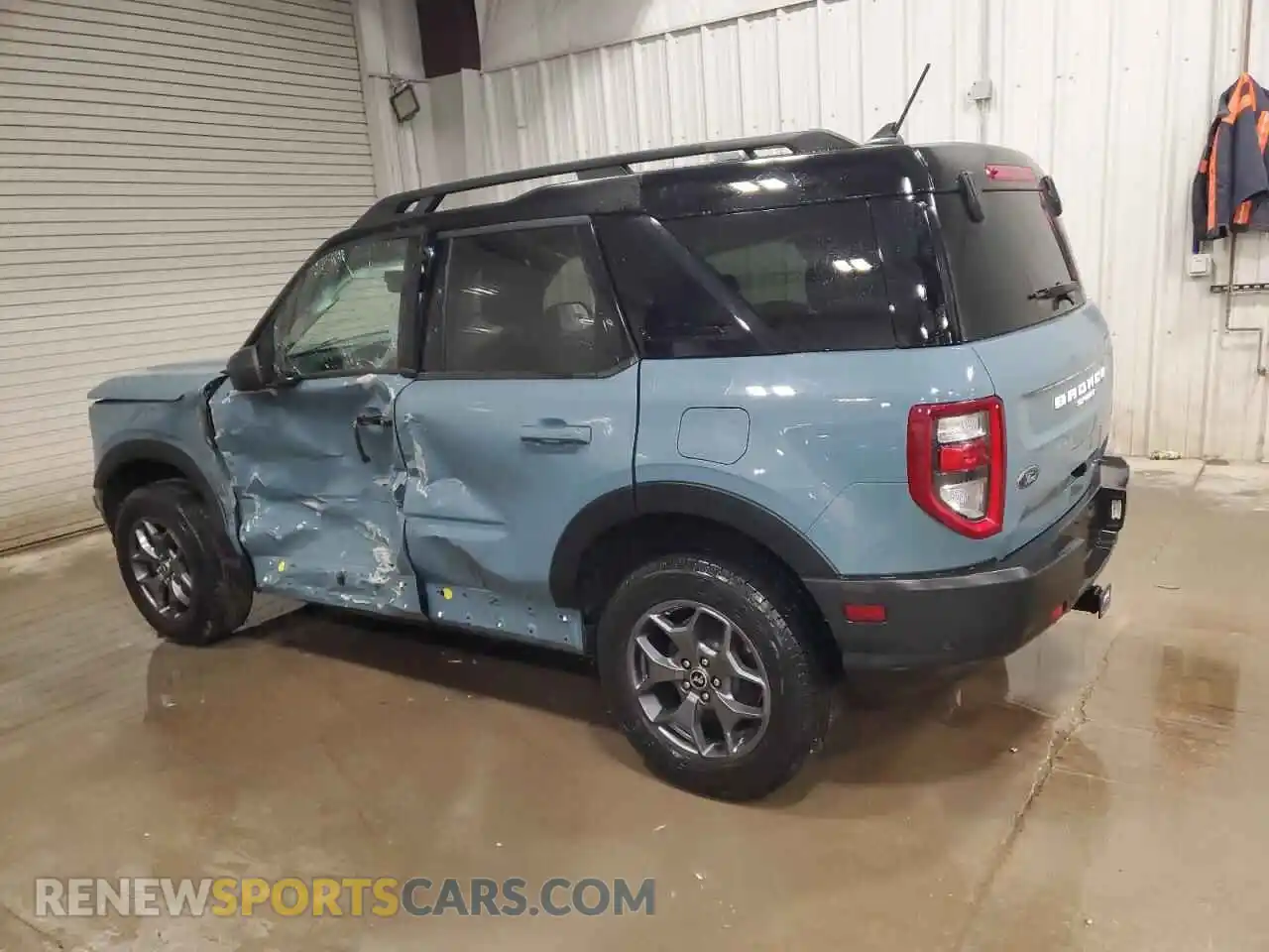 2 Photograph of a damaged car 3FMCR9D9XMRA05756 FORD BRONCO 2021