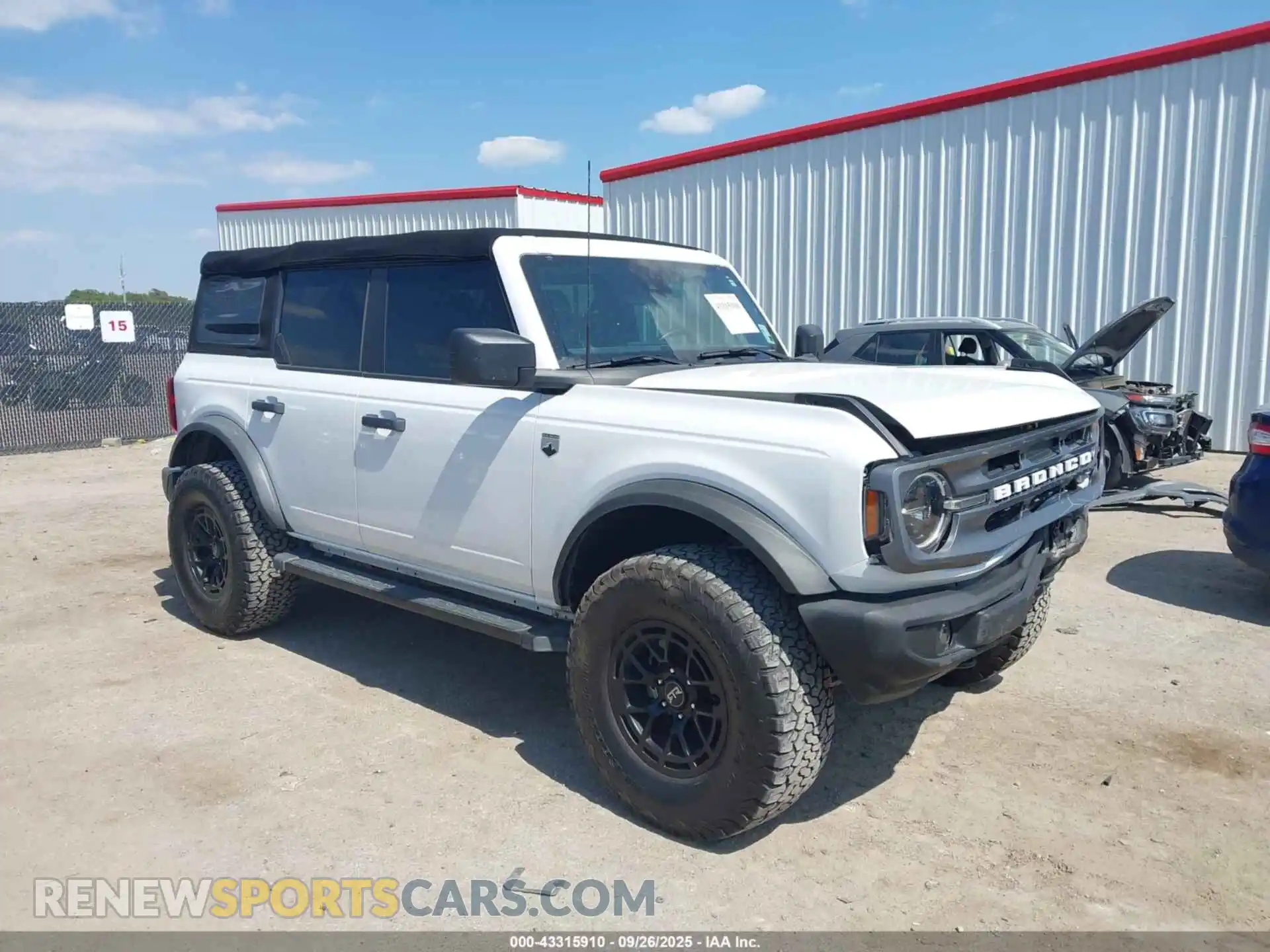 1 Photograph of a damaged car 1FMDE5BH1NLB12357 FORD BRONCO 2022