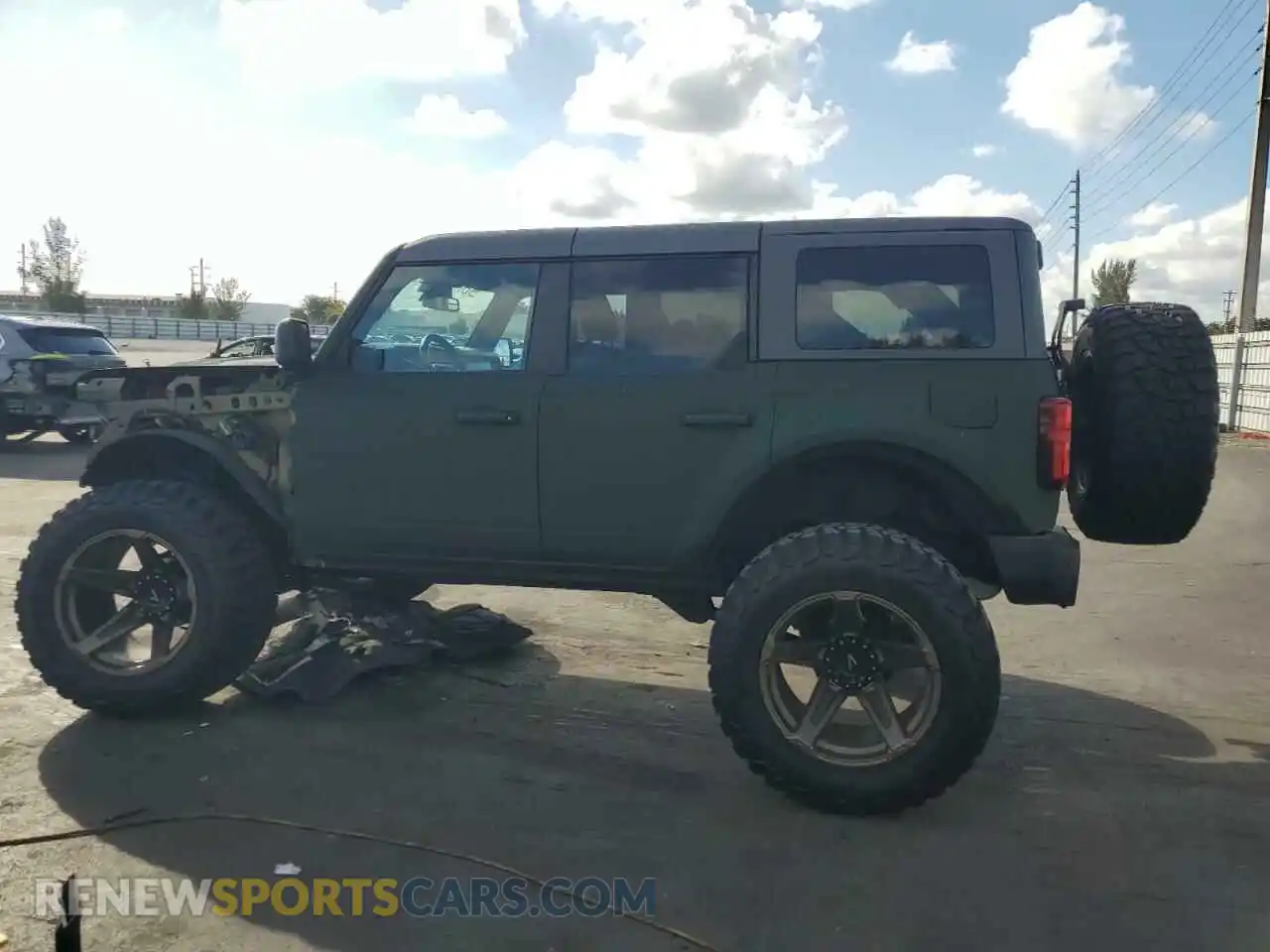 2 Photograph of a damaged car 1FMDE5BH2NLB28017 FORD BRONCO 2022