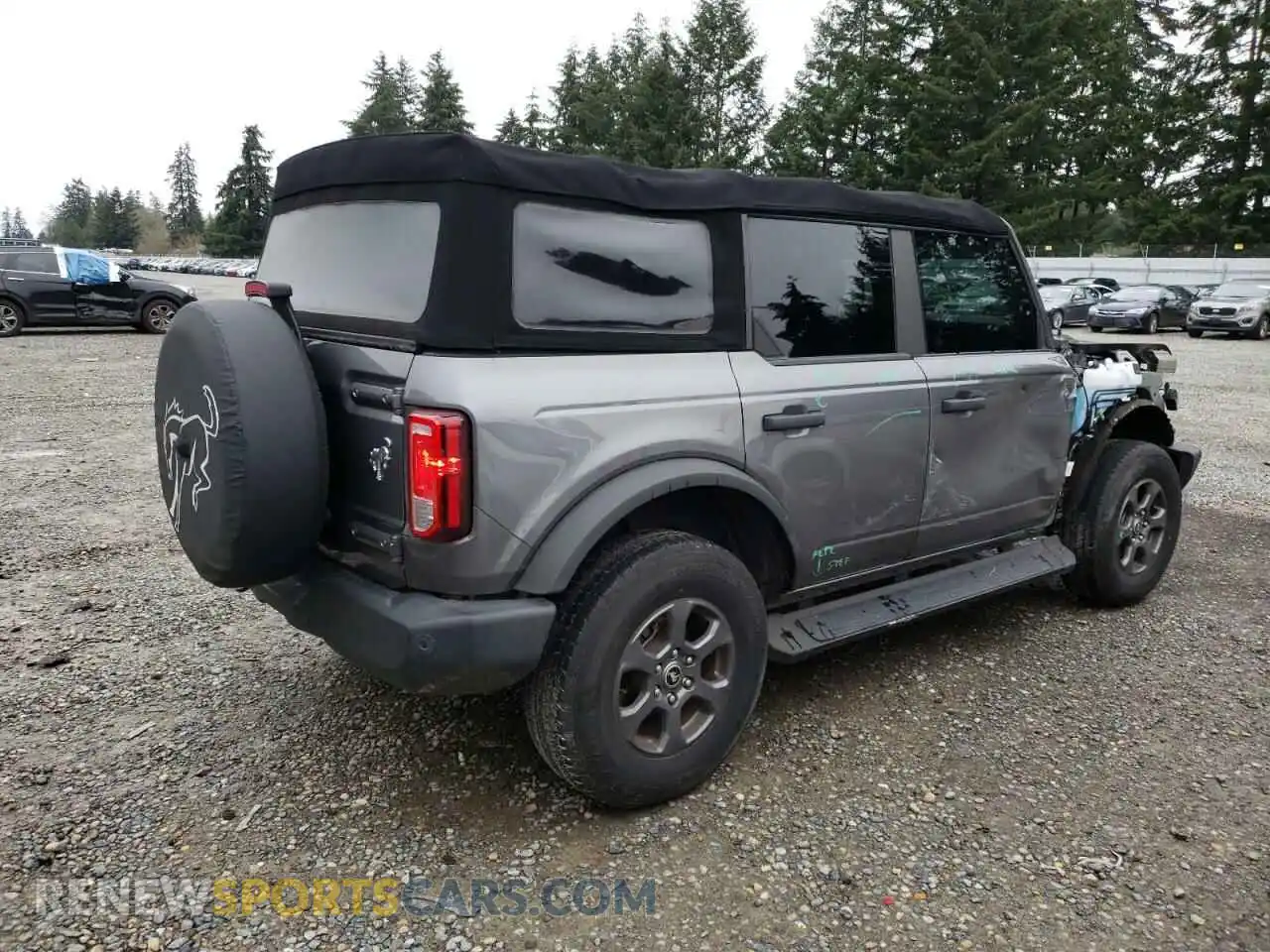 3 Photograph of a damaged car 1FMDE5BH3NLB18600 FORD BRONCO 2022