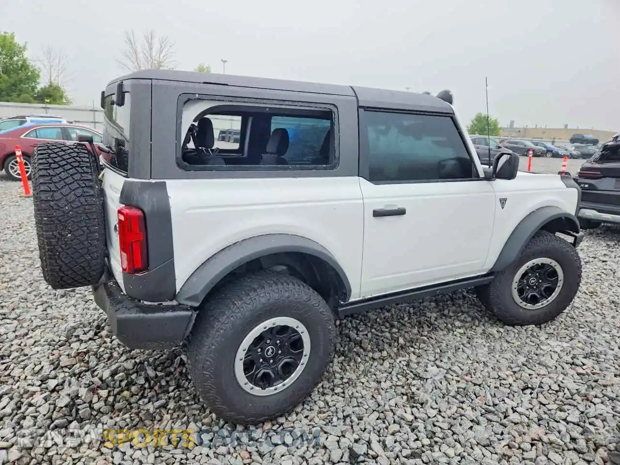 3 fotografías del automóvil dañado 1FMDE5CH5NLB82734 FORD BRONCO 2022