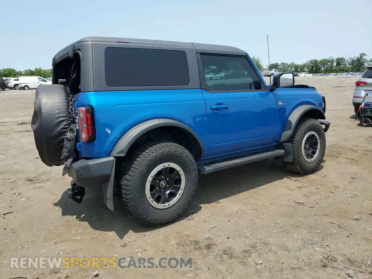 3 Photograph of a damaged car 1FMDE5CP0NLB73740 FORD BRONCO 2022