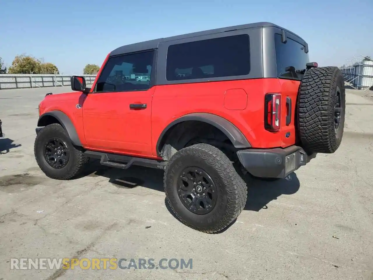 2 Photograph of a damaged car 1FMDE5CP1NLB69129 FORD BRONCO 2022