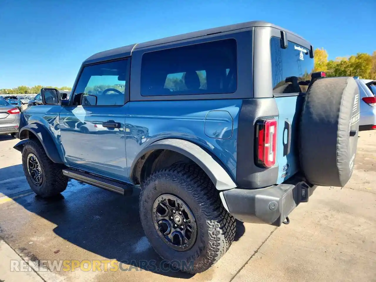 2 fotografías del automóvil dañado 1FMDE5CP2NLB57149 FORD BRONCO 2022