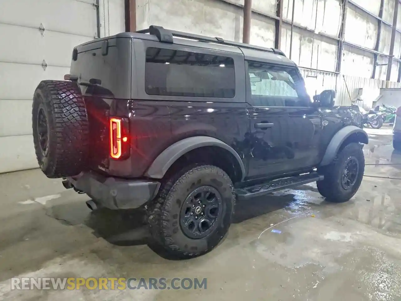 3 fotografías del automóvil dañado 1FMDE5CP2NLB82858 FORD BRONCO 2022