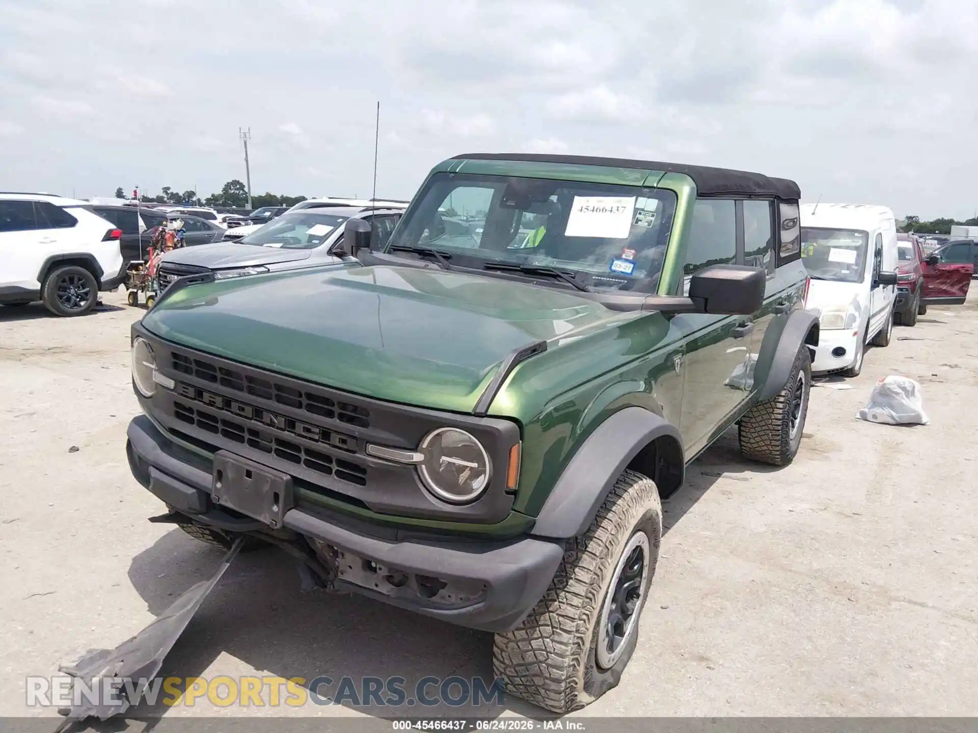 2 Photograph of a damaged car 1FMDE5DHXNLB15500 FORD BRONCO 2022