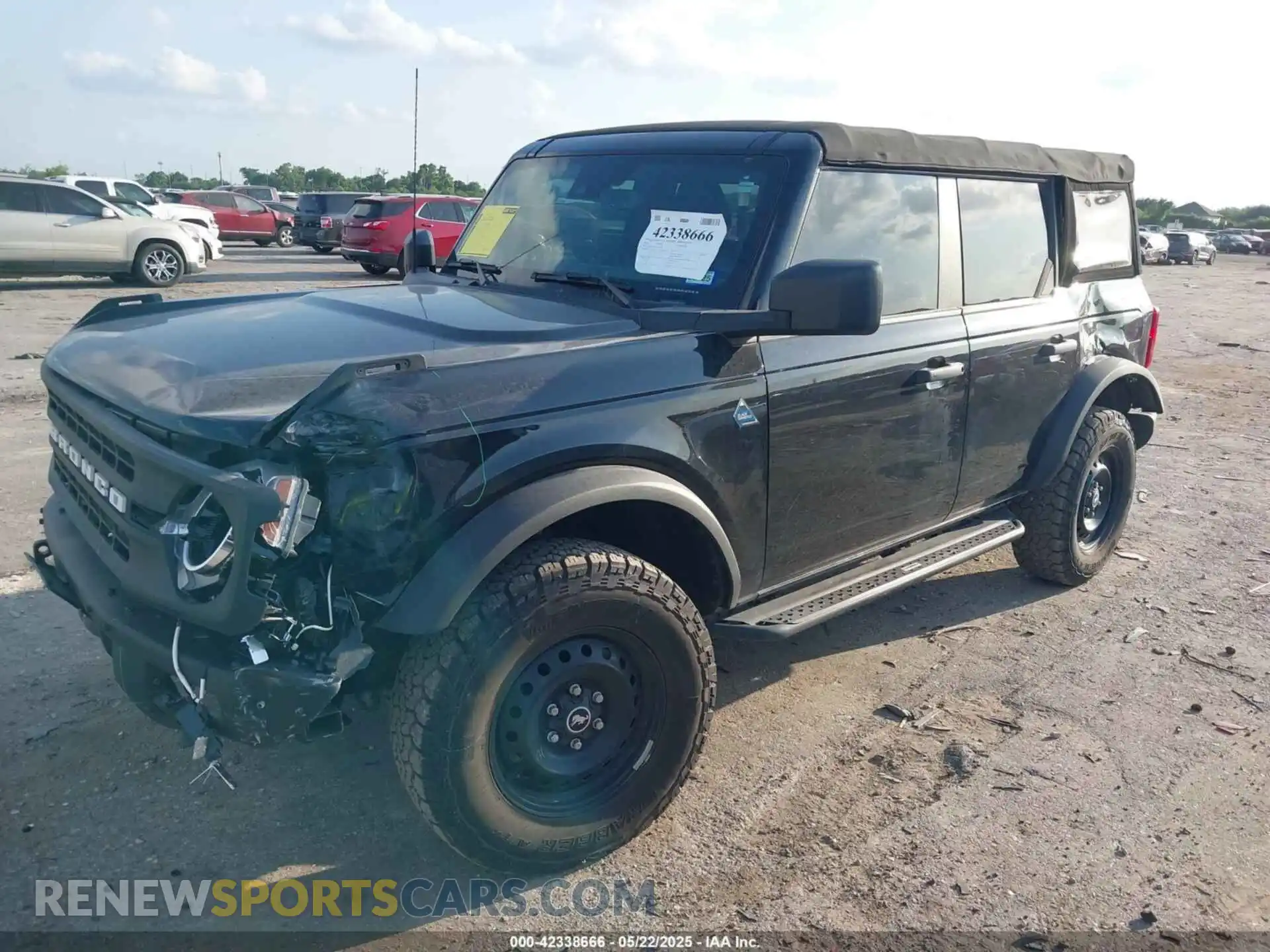 2 Photograph of a damaged car 1FMEE5BP3NLA74562 FORD BRONCO 2022