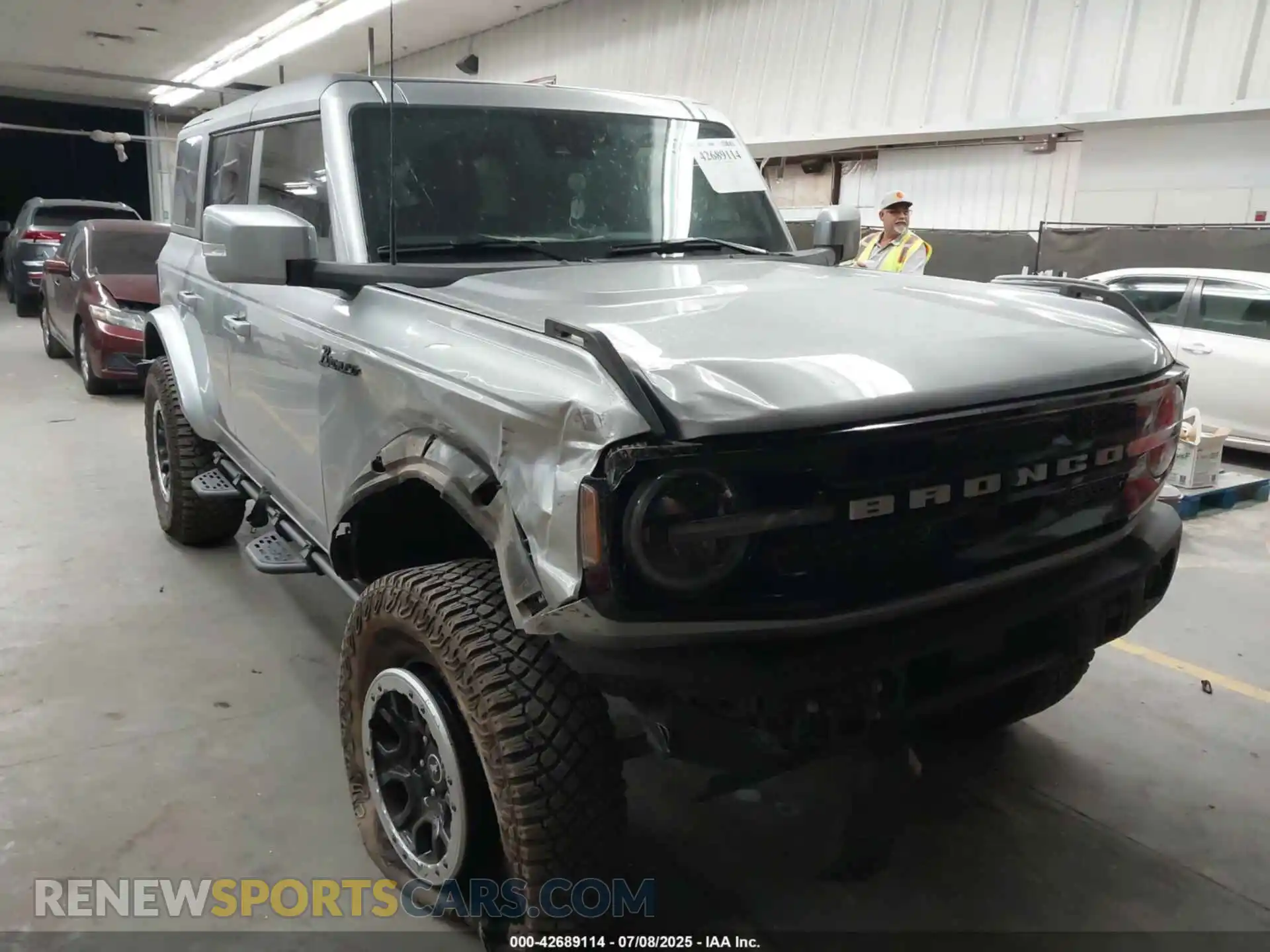 1 Photograph of a damaged car 1FMEE5BP6NLB61467 FORD BRONCO 2022