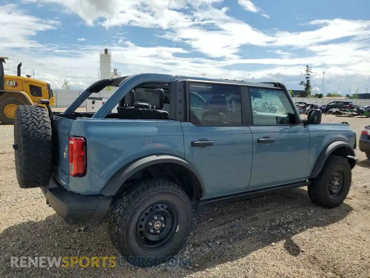 3 Photograph of a damaged car 1FMEE5BP8NLB45870 FORD BRONCO 2022