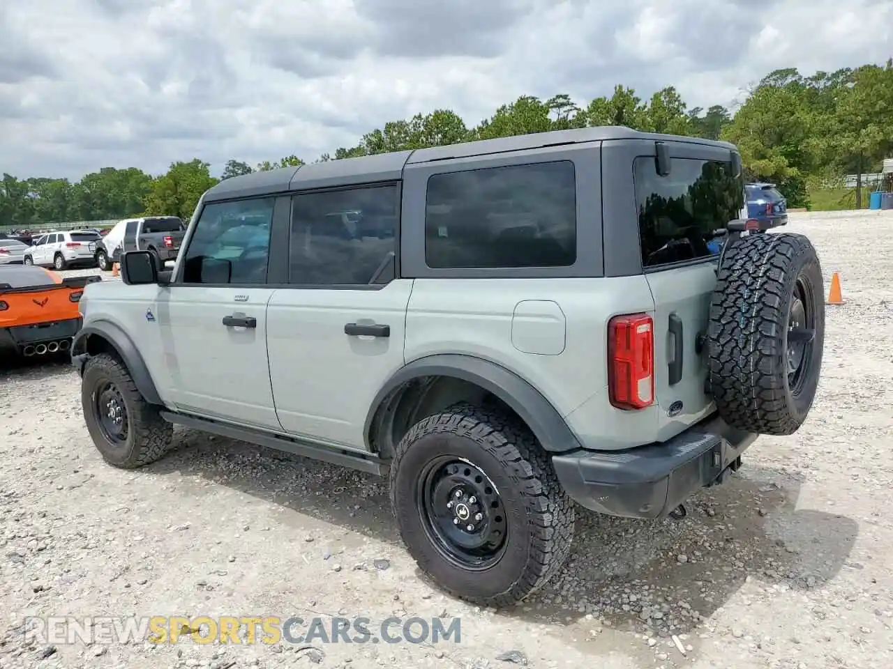 2 Photograph of a damaged car 1FMEE5DHXNLA89646 FORD BRONCO 2022