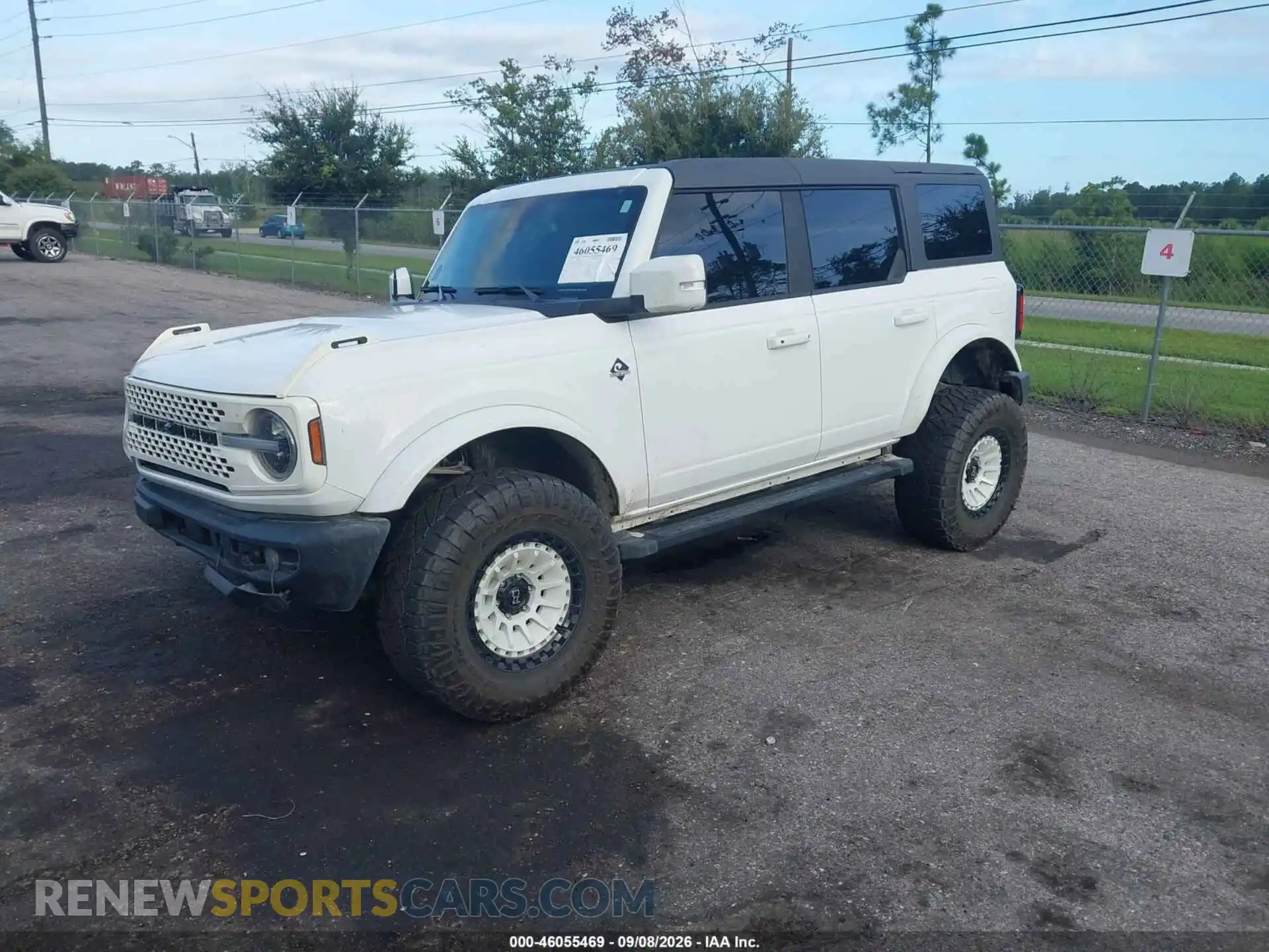 2 fotografías del automóvil dañado 1FMEE5DP0NLB71764 FORD BRONCO 2022