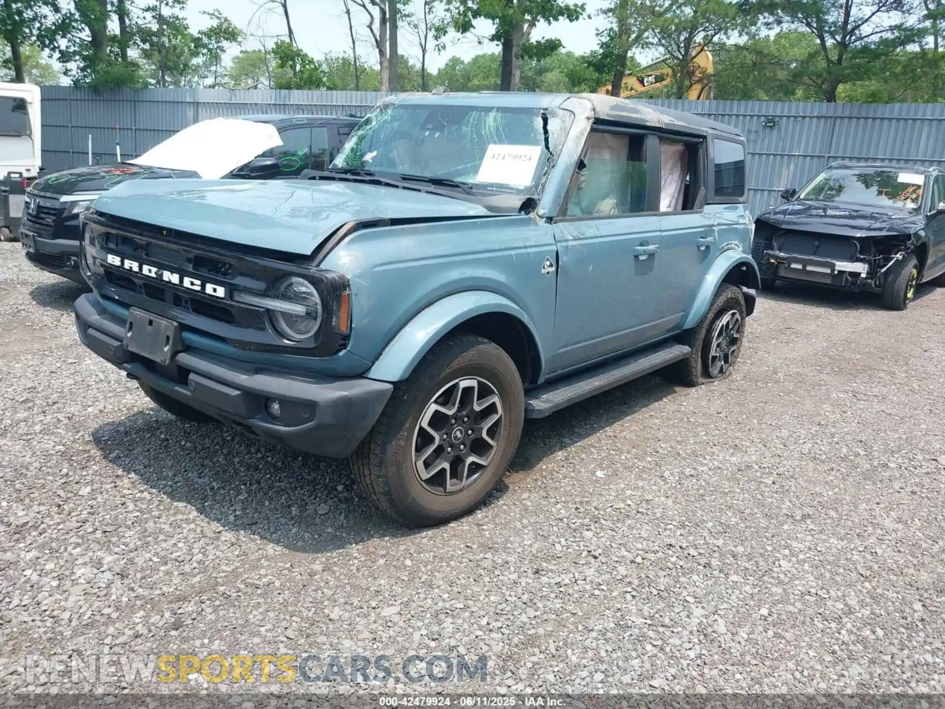 2 Photograph of a damaged car 1FMEE5DP1NLA79367 FORD BRONCO 2022