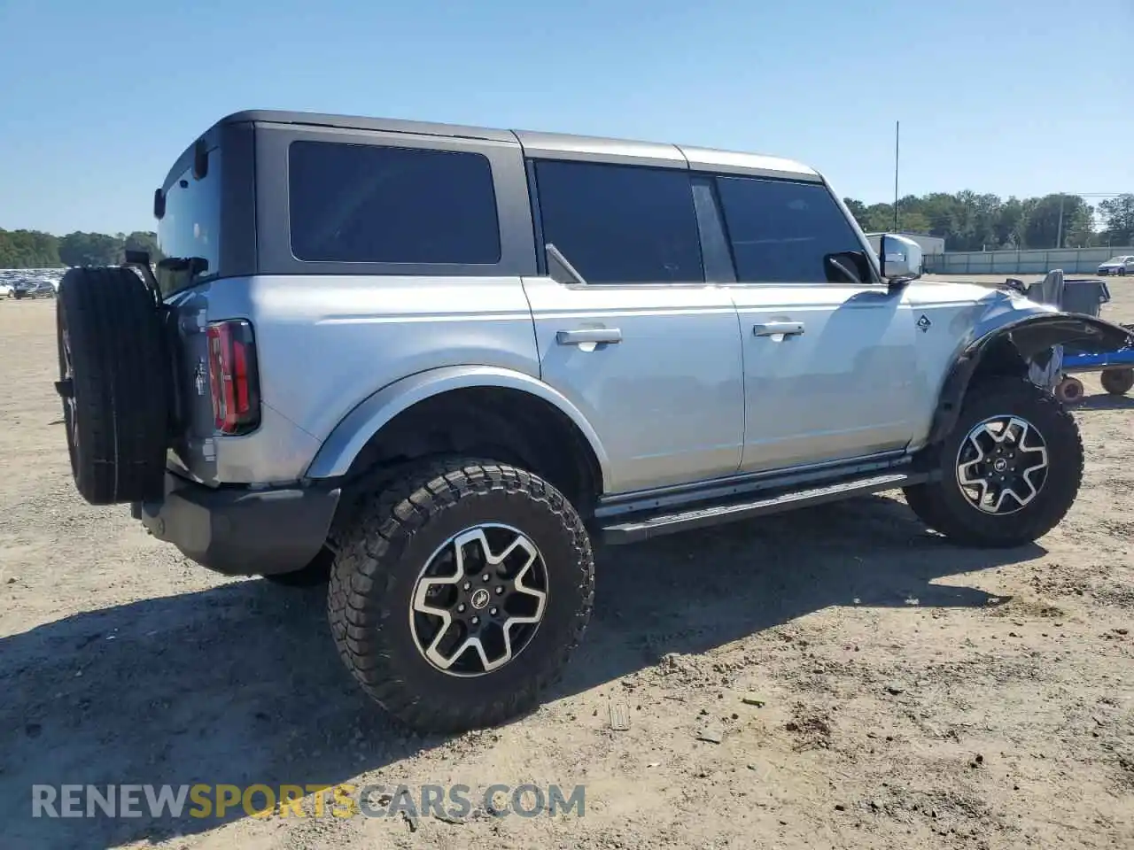 3 fotografías del automóvil dañado 1FMEE5DP1NLA79465 FORD BRONCO 2022