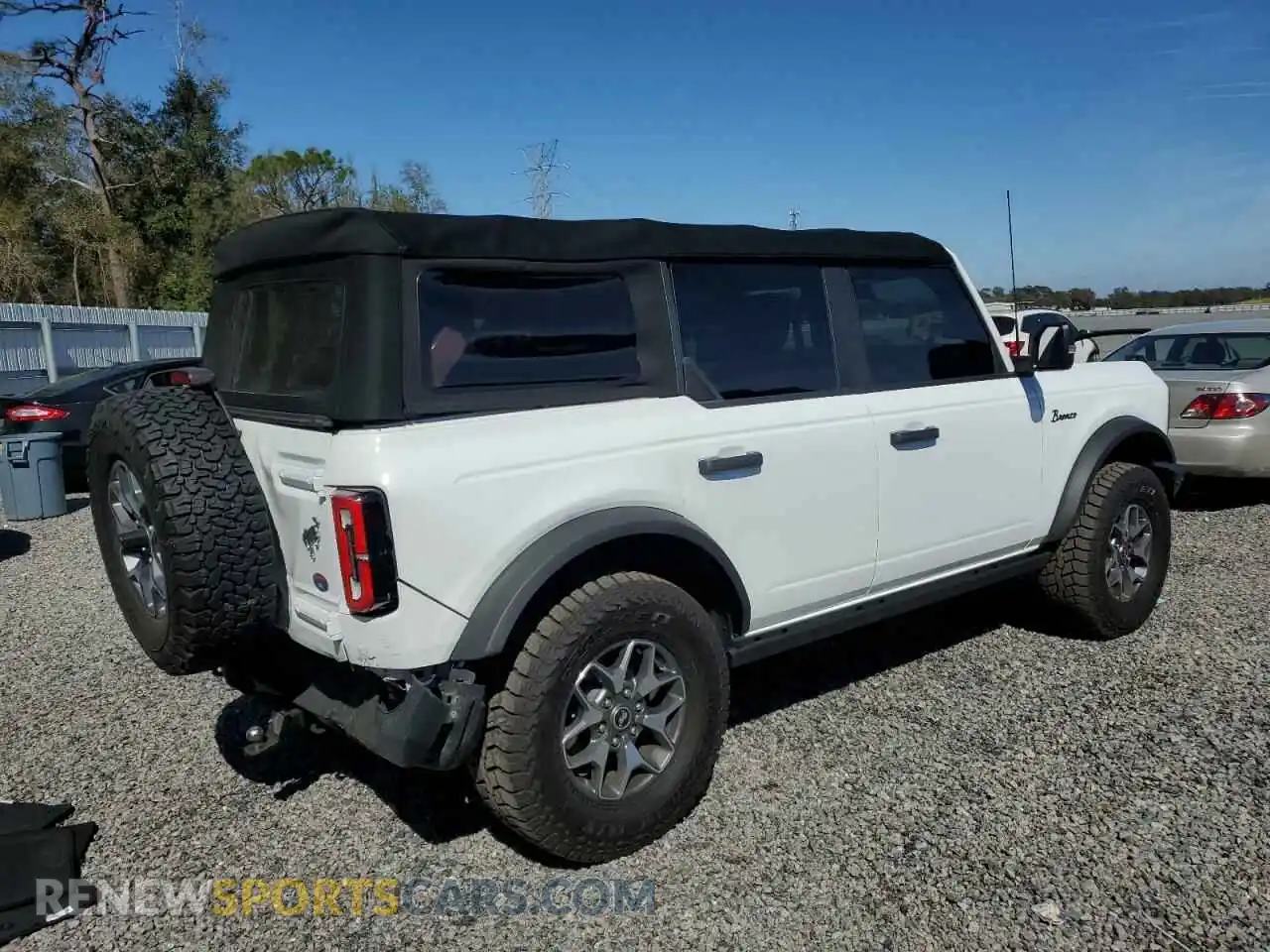 3 Photograph of a damaged car 1FMEE5DP1NLA80860 FORD BRONCO 2022