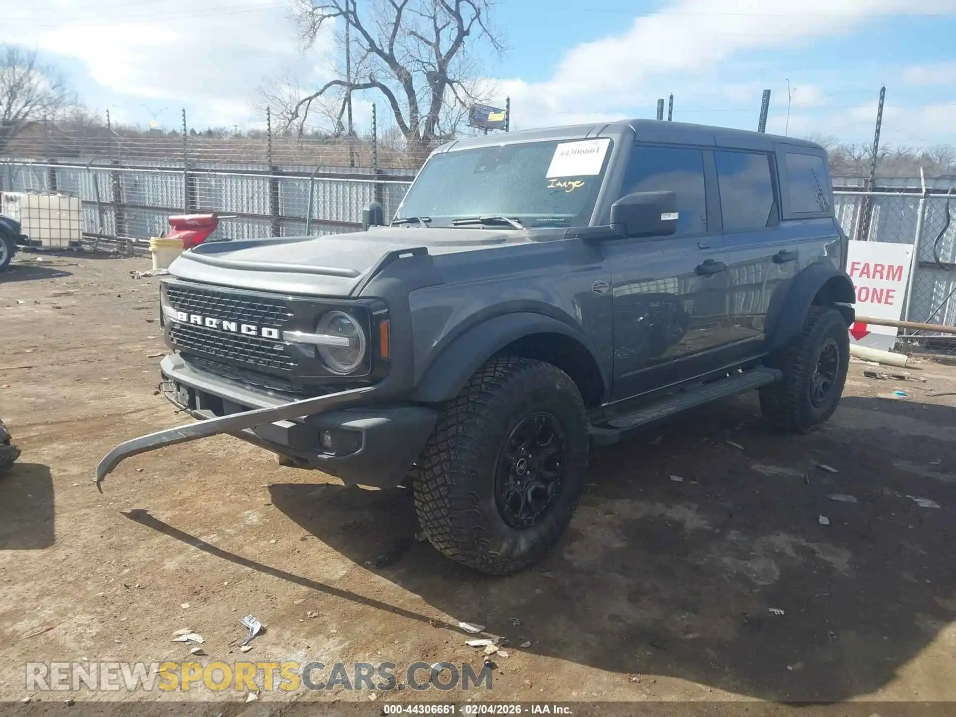 2 Photograph of a damaged car 1FMEE5DP1NLB52933 FORD BRONCO 2022
