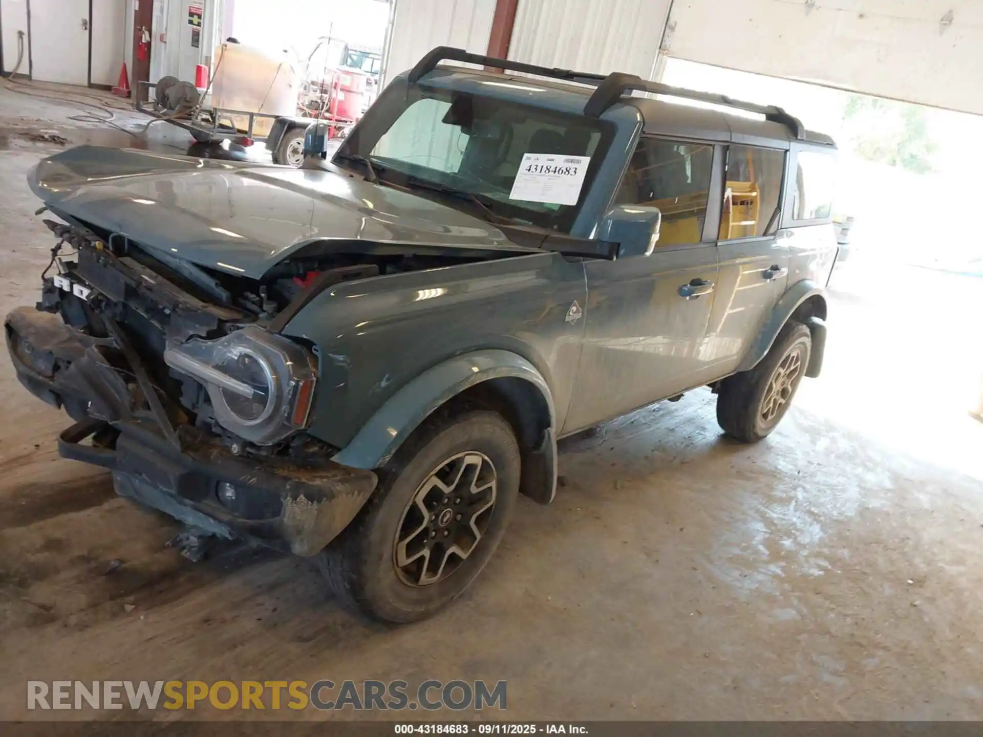 2 Photograph of a damaged car 1FMEE5DP1NLB70901 FORD BRONCO 2022