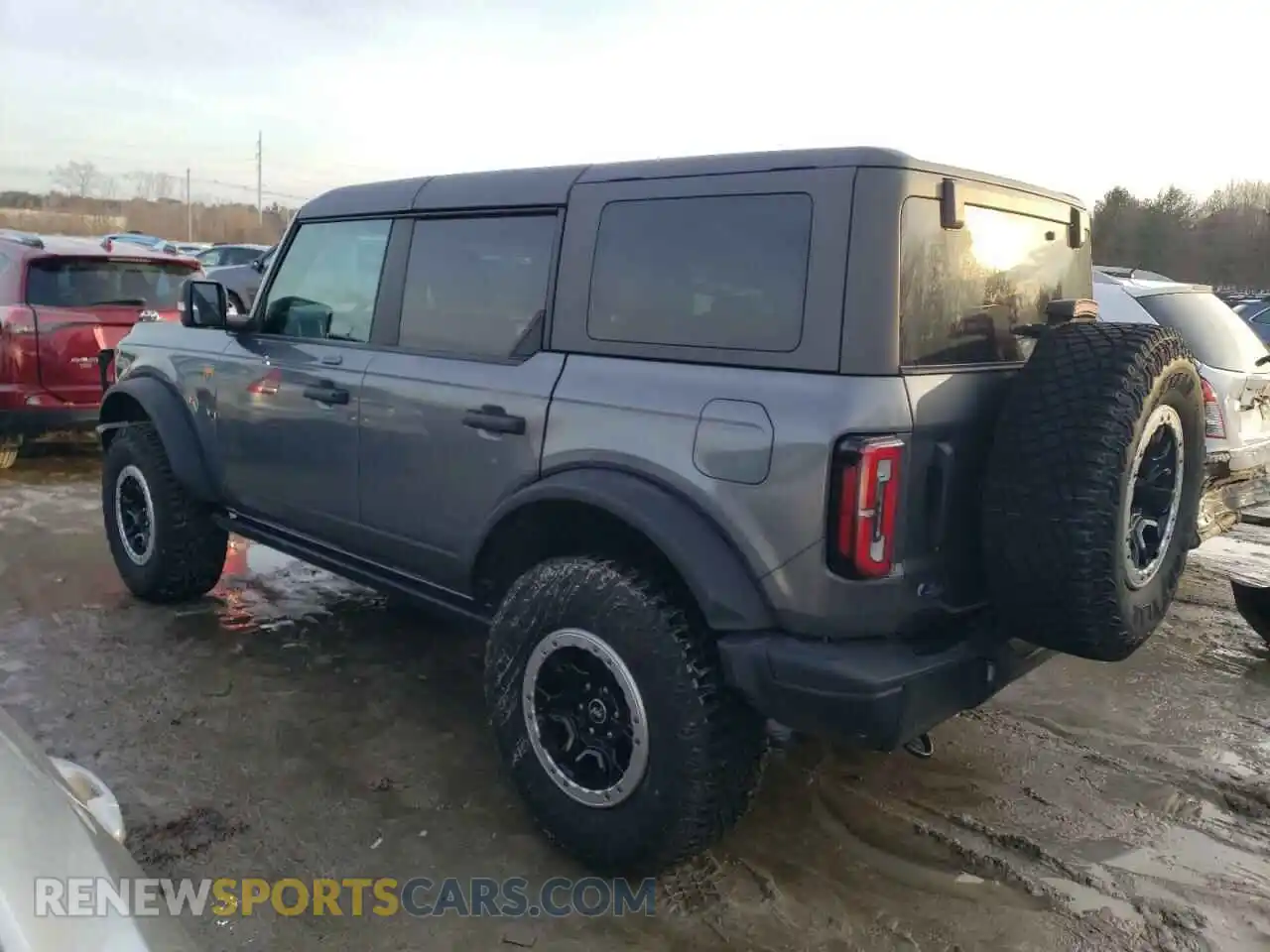 2 Photograph of a damaged car 1FMEE5DP3NLB87781 FORD BRONCO 2022