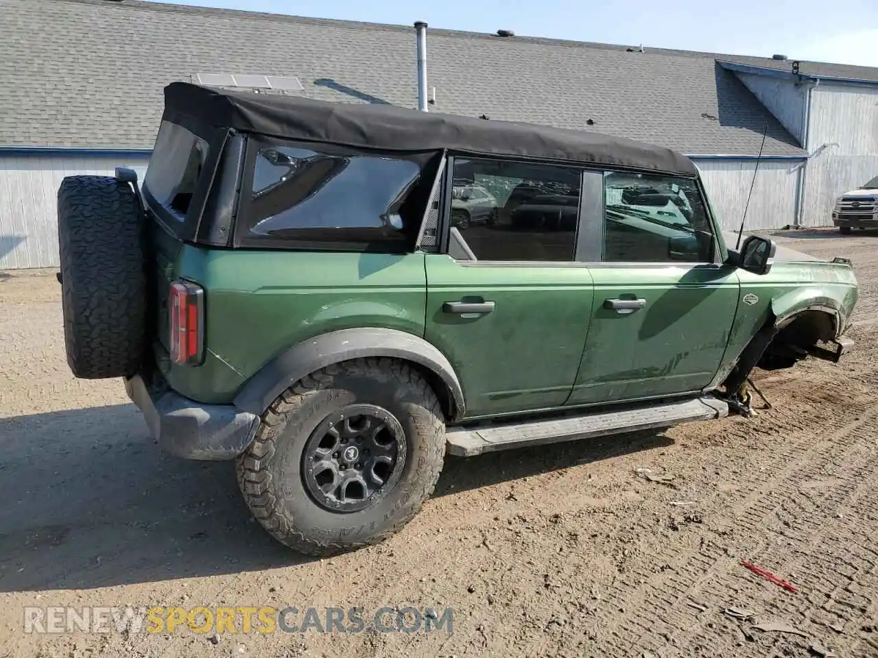 3 Photograph of a damaged car 1FMEE5DP4NLA97247 FORD BRONCO 2022