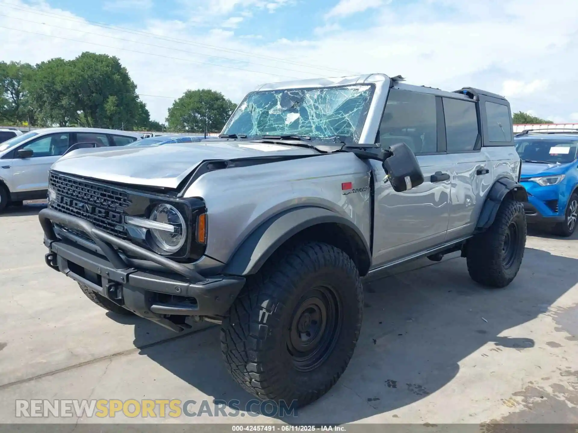 2 Photograph of a damaged car 1FMEE5DP4NLB43630 FORD BRONCO 2022