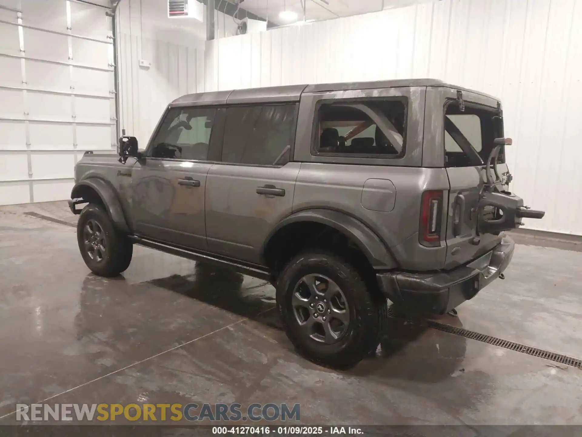 3 Photograph of a damaged car 1FMEE5DP5NLA92073 FORD BRONCO 2022