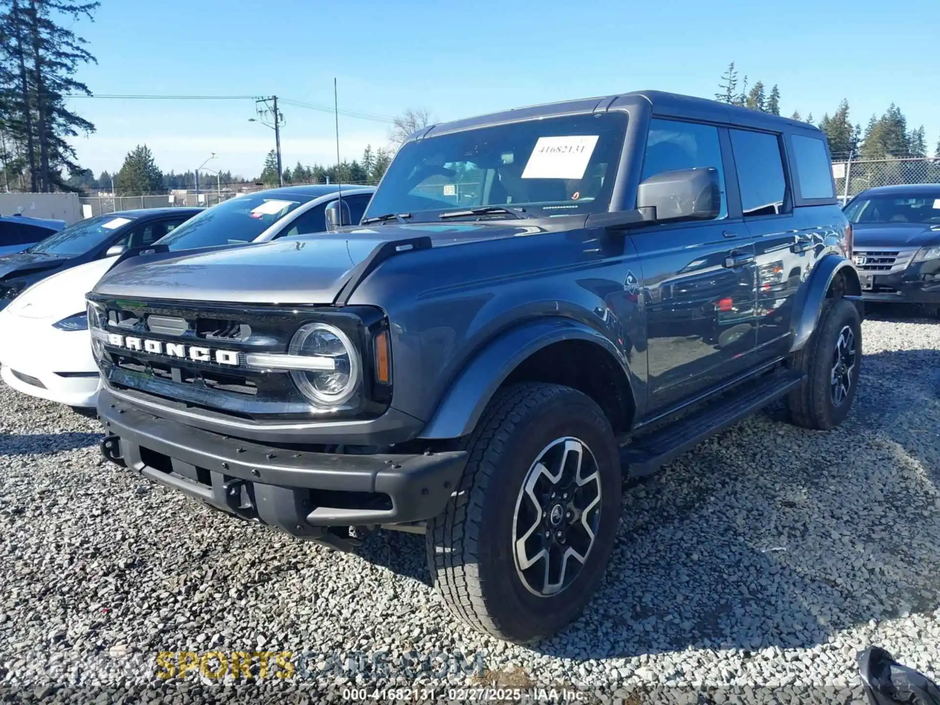 2 Photograph of a damaged car 1FMEE5DP5NLB24049 FORD BRONCO 2022