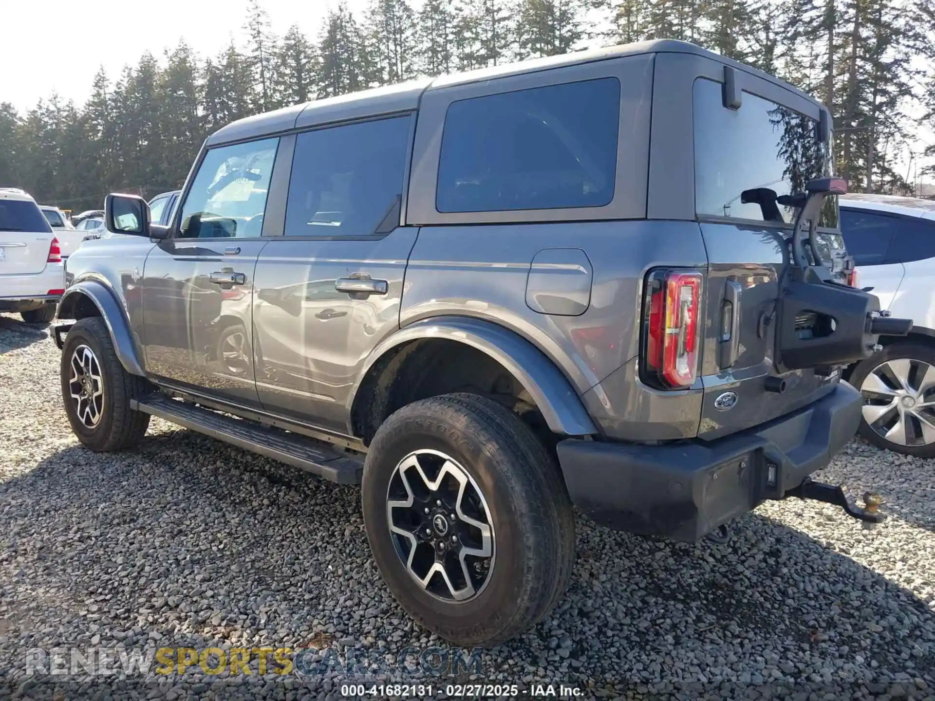 3 Photograph of a damaged car 1FMEE5DP5NLB24049 FORD BRONCO 2022