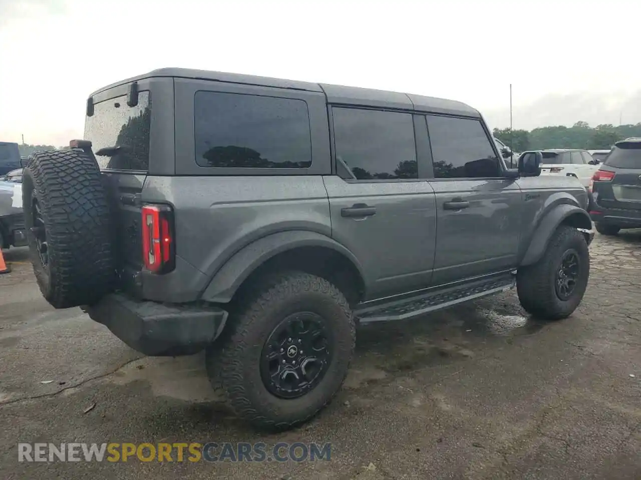3 Photograph of a damaged car 1FMEE5DP5NLB44740 FORD BRONCO 2022
