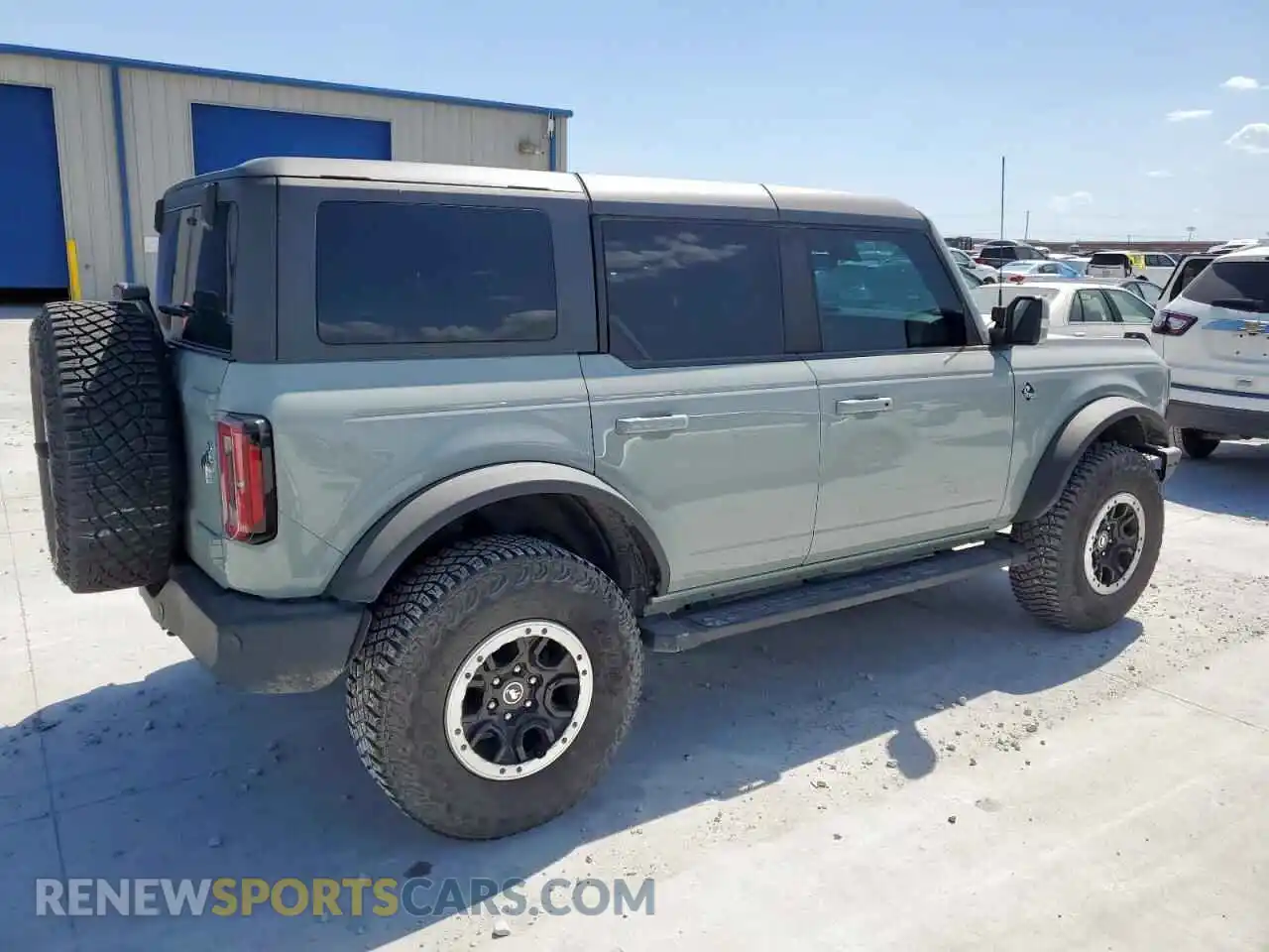 3 Photograph of a damaged car 1FMEE5DP5NLB68147 FORD BRONCO 2022