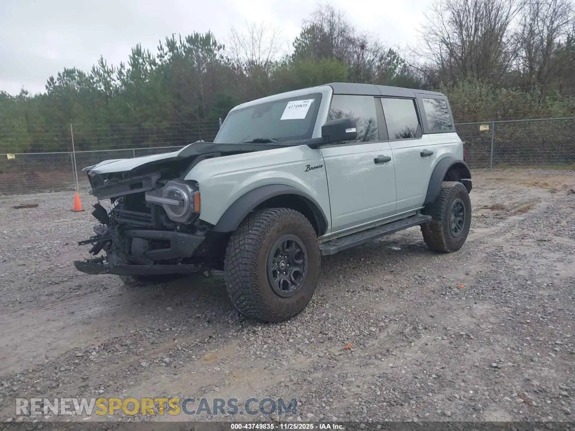 2 Photograph of a damaged car 1FMEE5DP6NLB29003 FORD BRONCO 2022