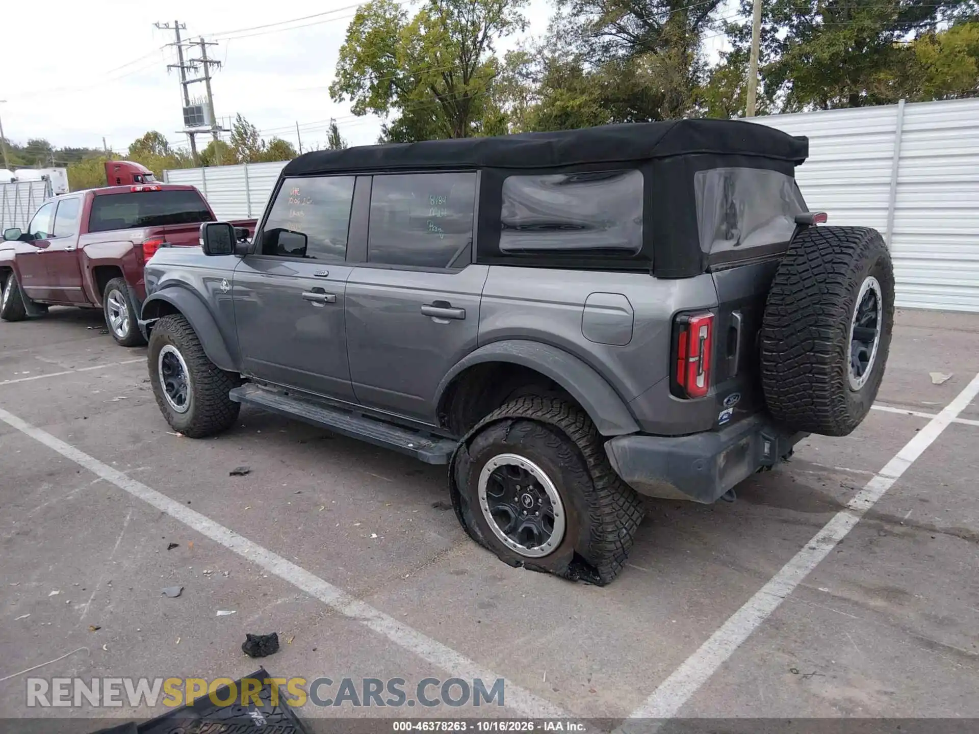 3 Photograph of a damaged car 1FMEE5DP6NLB50496 FORD BRONCO 2022