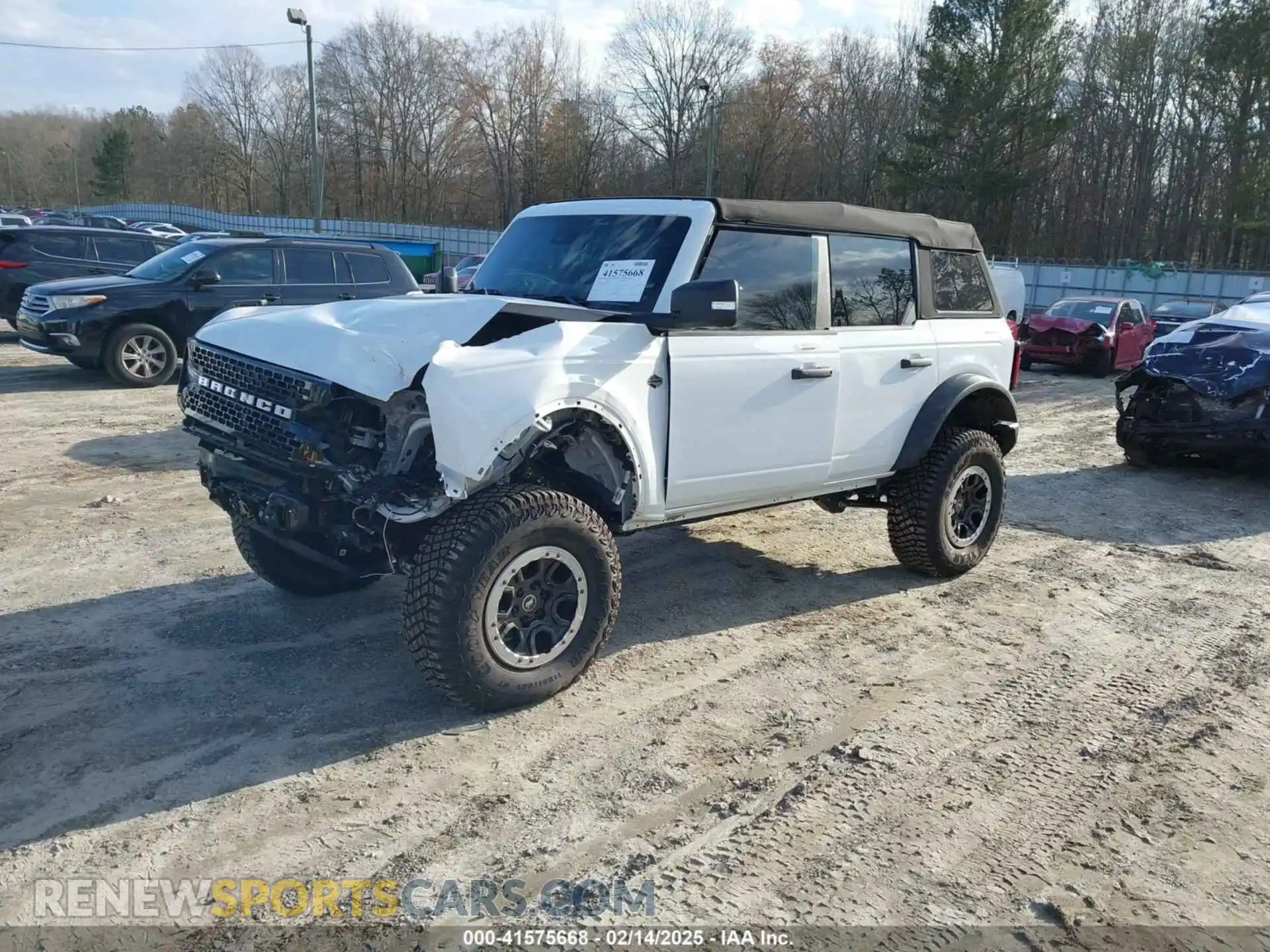 2 Photograph of a damaged car 1FMEE5DP7NLB41371 FORD BRONCO 2022