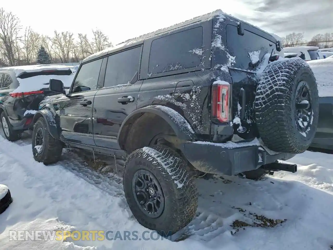 2 Photograph of a damaged car 1FMEE5DP7NLB74239 FORD BRONCO 2022