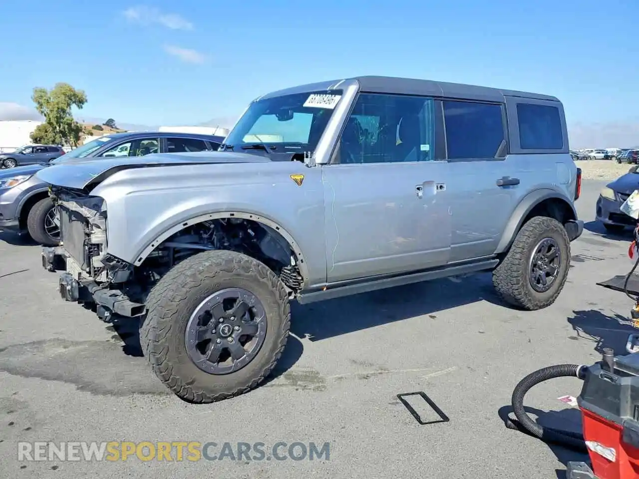1 Photograph of a damaged car 1FMEE5DP8NLB69938 FORD BRONCO 2022