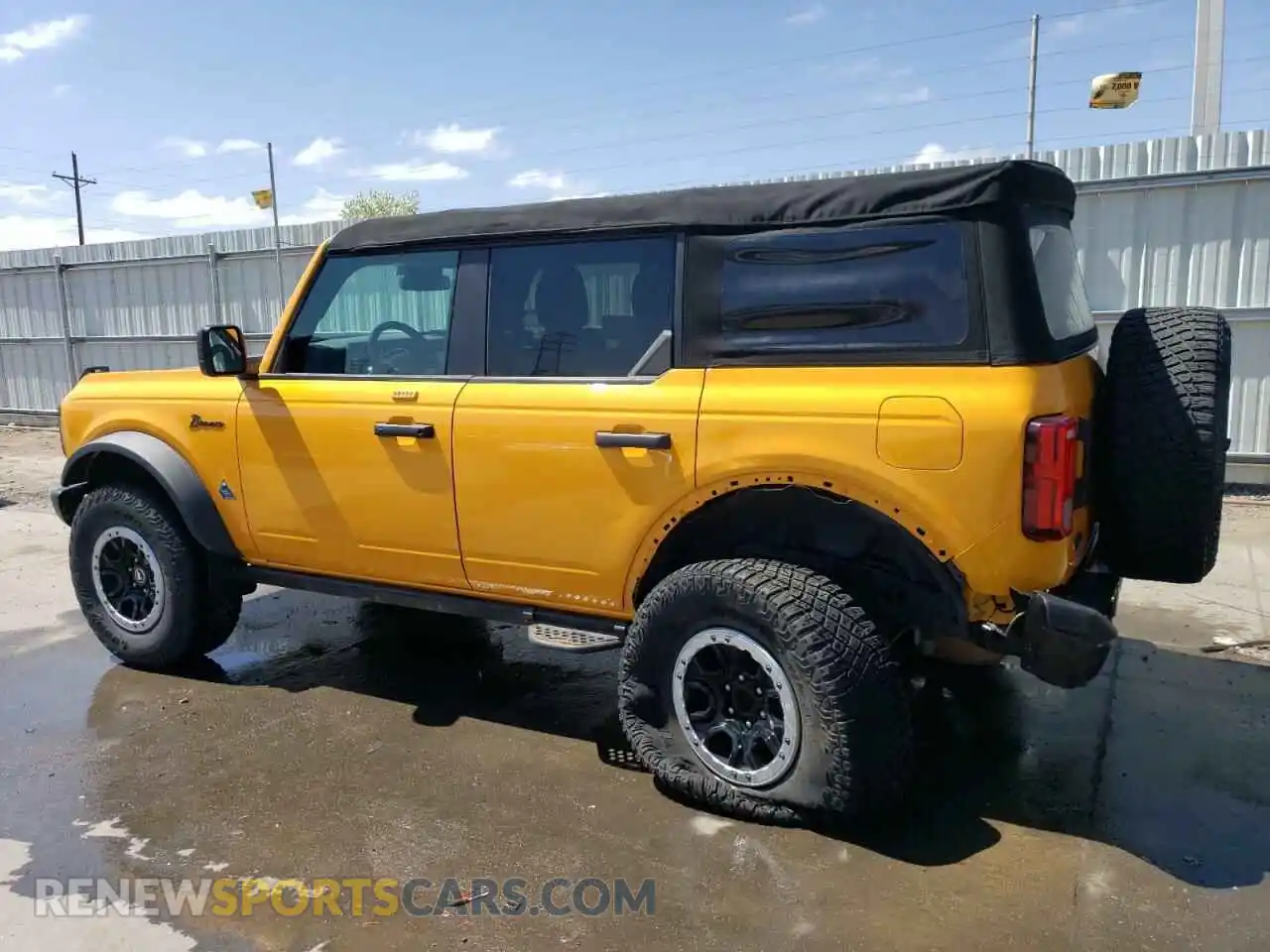 2 Photograph of a damaged car 1FMEE5DPXNLA89363 FORD BRONCO 2022