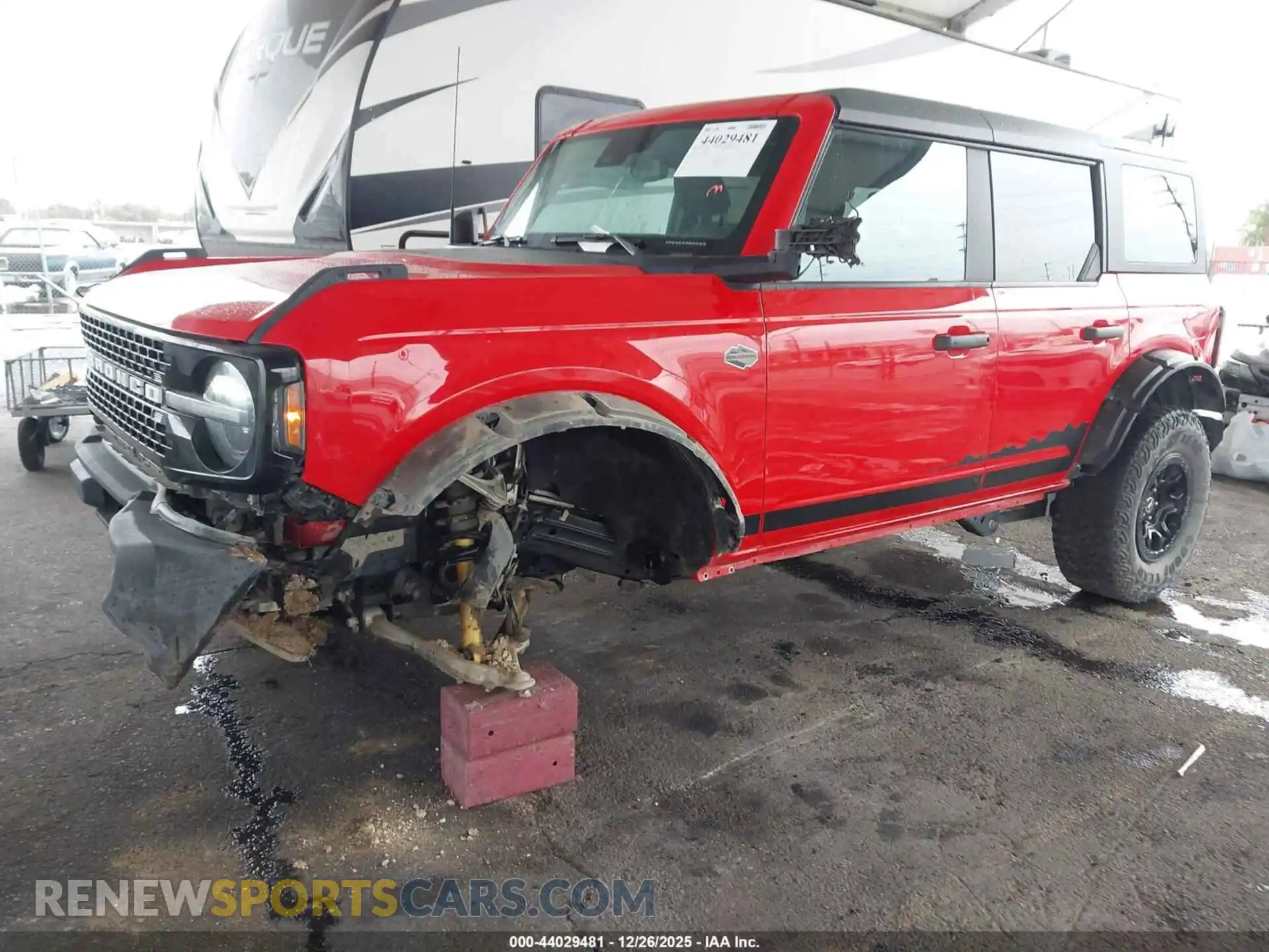 2 Photograph of a damaged car 1FMEE5DPXNLA91579 FORD BRONCO 2022