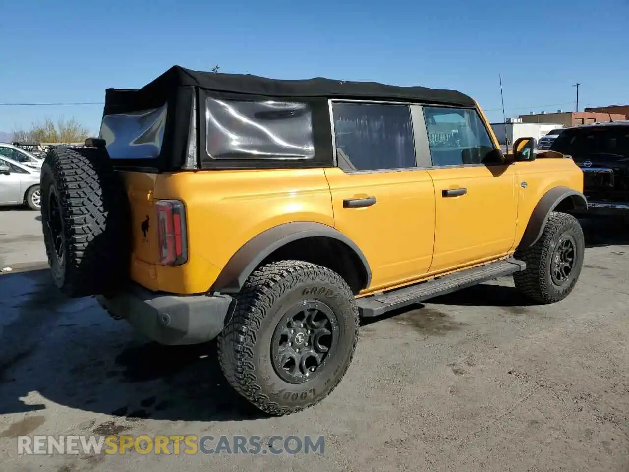 3 Photograph of a damaged car 1FMEE5DPXNLA93302 FORD BRONCO 2022