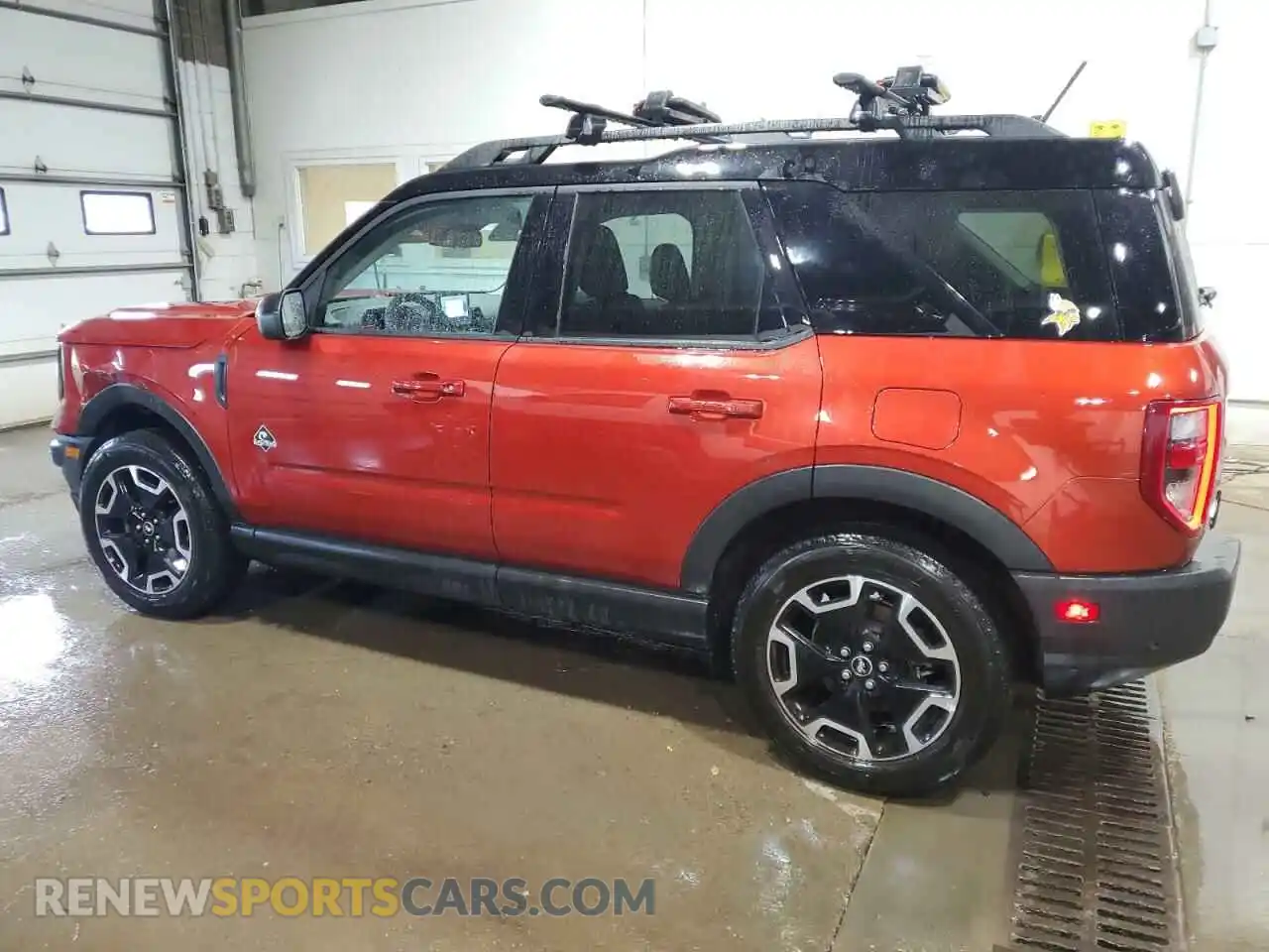 2 Photograph of a damaged car 3FMCR9C65NRD98431 FORD BRONCO 2022