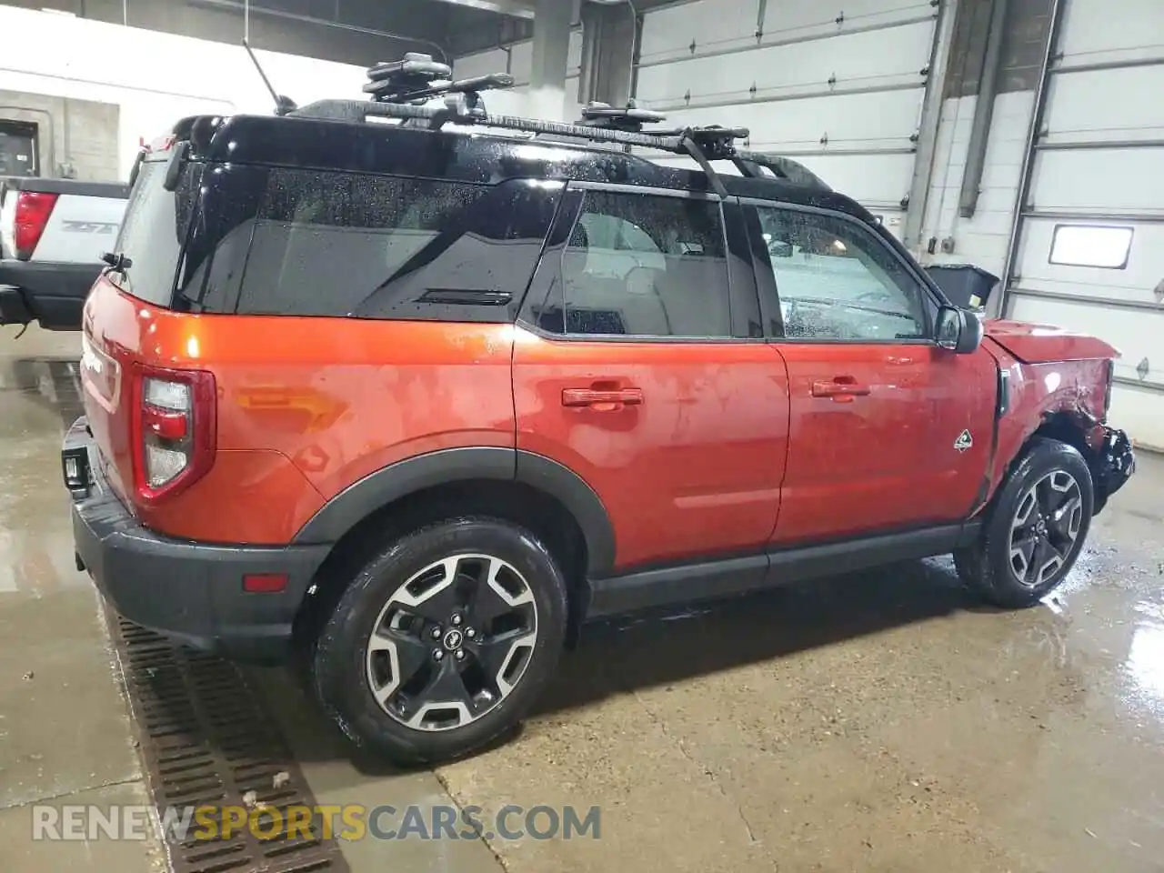 3 Photograph of a damaged car 3FMCR9C65NRD98431 FORD BRONCO 2022